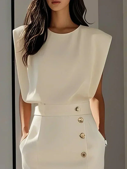 Malene™ | Robe Midi Unie avec Ouverture de Boutons et Décolleté Rond