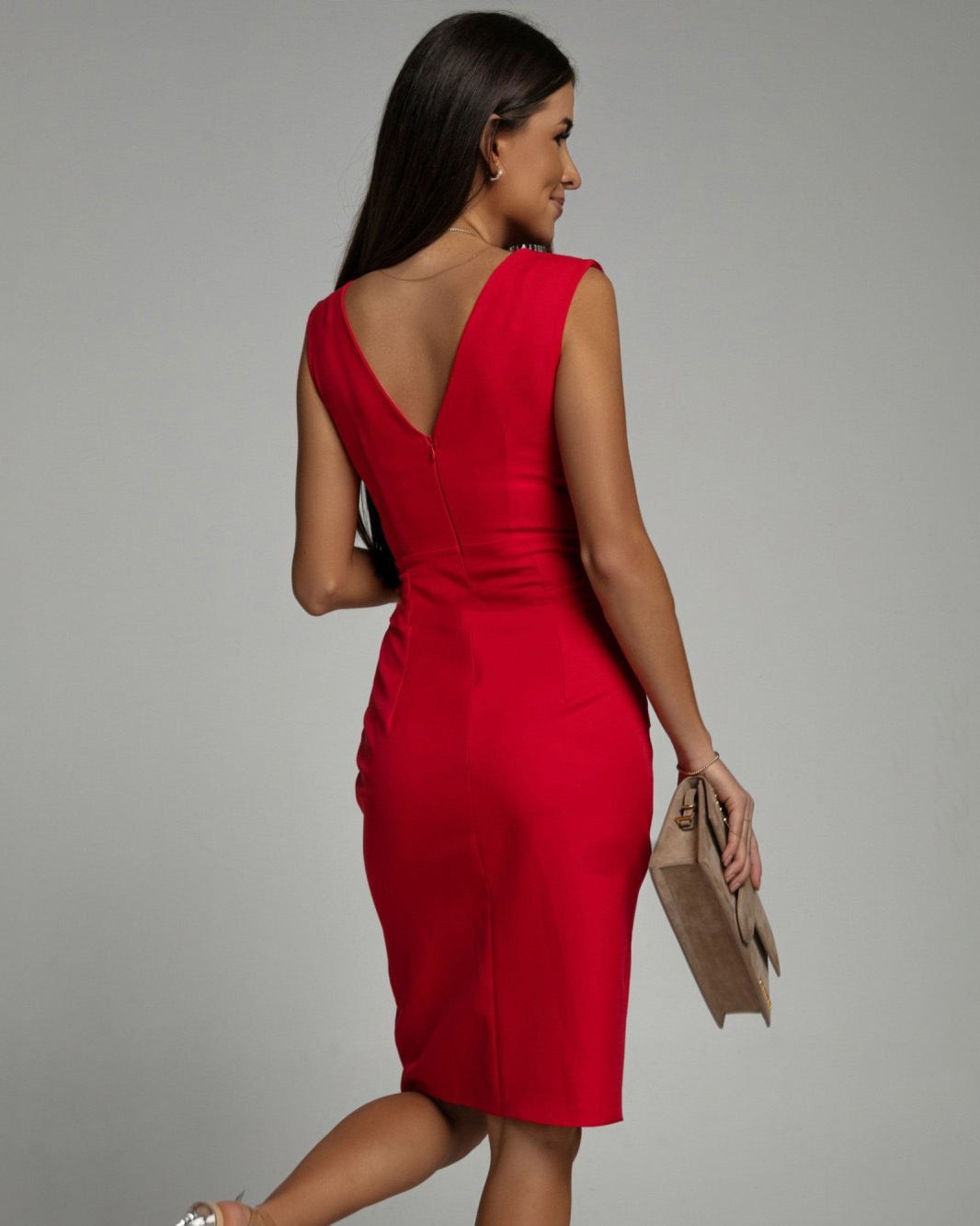 Estelle | Robe Ajustée avec Décolleté en V et Fente