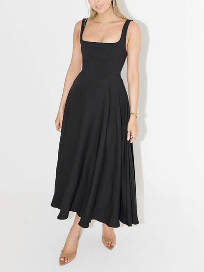 Elara | Robe Midi à Col Carré Élégante