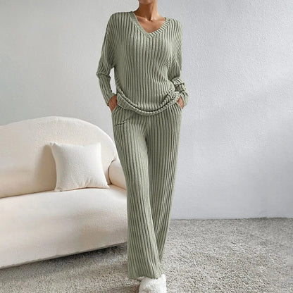 CALYNTHA – ENSEMBLE DEUX PIÈCES EN TRICOT À COL EN V