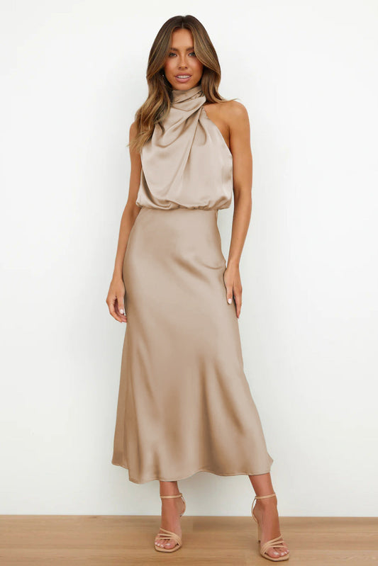 Elise | Robe Halter en Satin Élégante – Gracieuse et Chic
