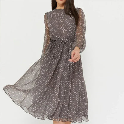 Delfie – Robe Midi à Pois Fluides