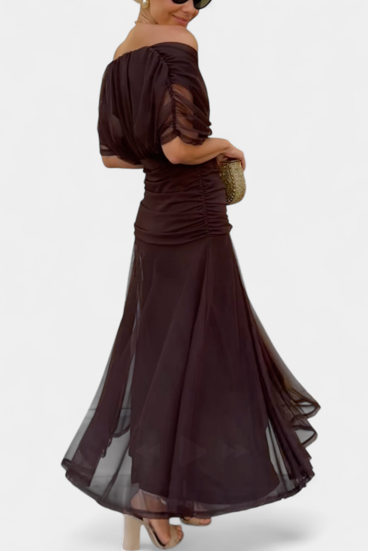 Lowenna | Robe Élégante