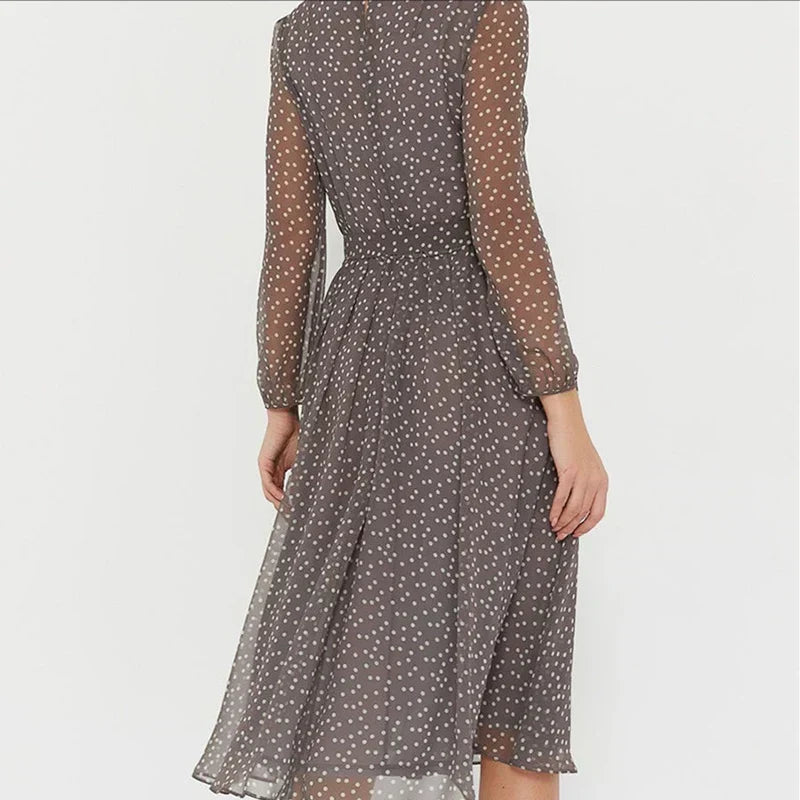 Delfie – Robe Midi à Pois Fluides