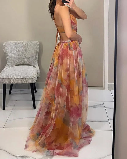 Robe Élegante Imprimée avec Col Halter de Sophia