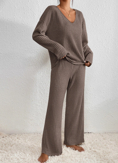 CALYNTHA – ENSEMBLE DEUX PIÈCES EN TRICOT À COL EN V