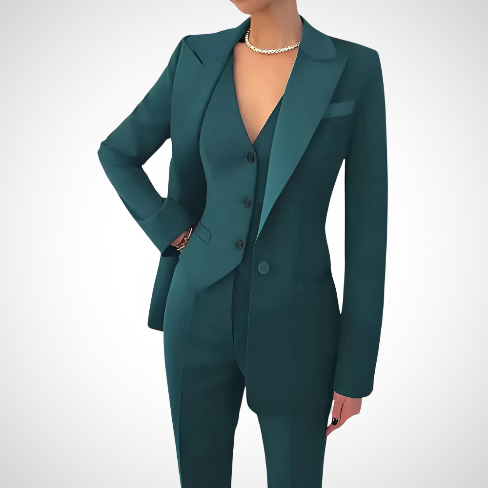 Ensemble femme de trois pièces sur mesure