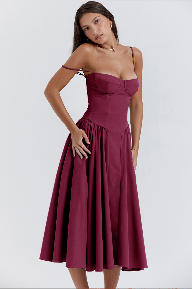 Cheri - Robe midi à bretelles et dos ouvert