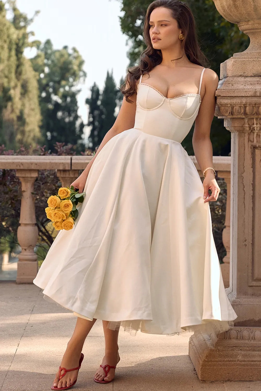 Minerva - Robe Princesse de Luxe à Bretelles Spaghetti