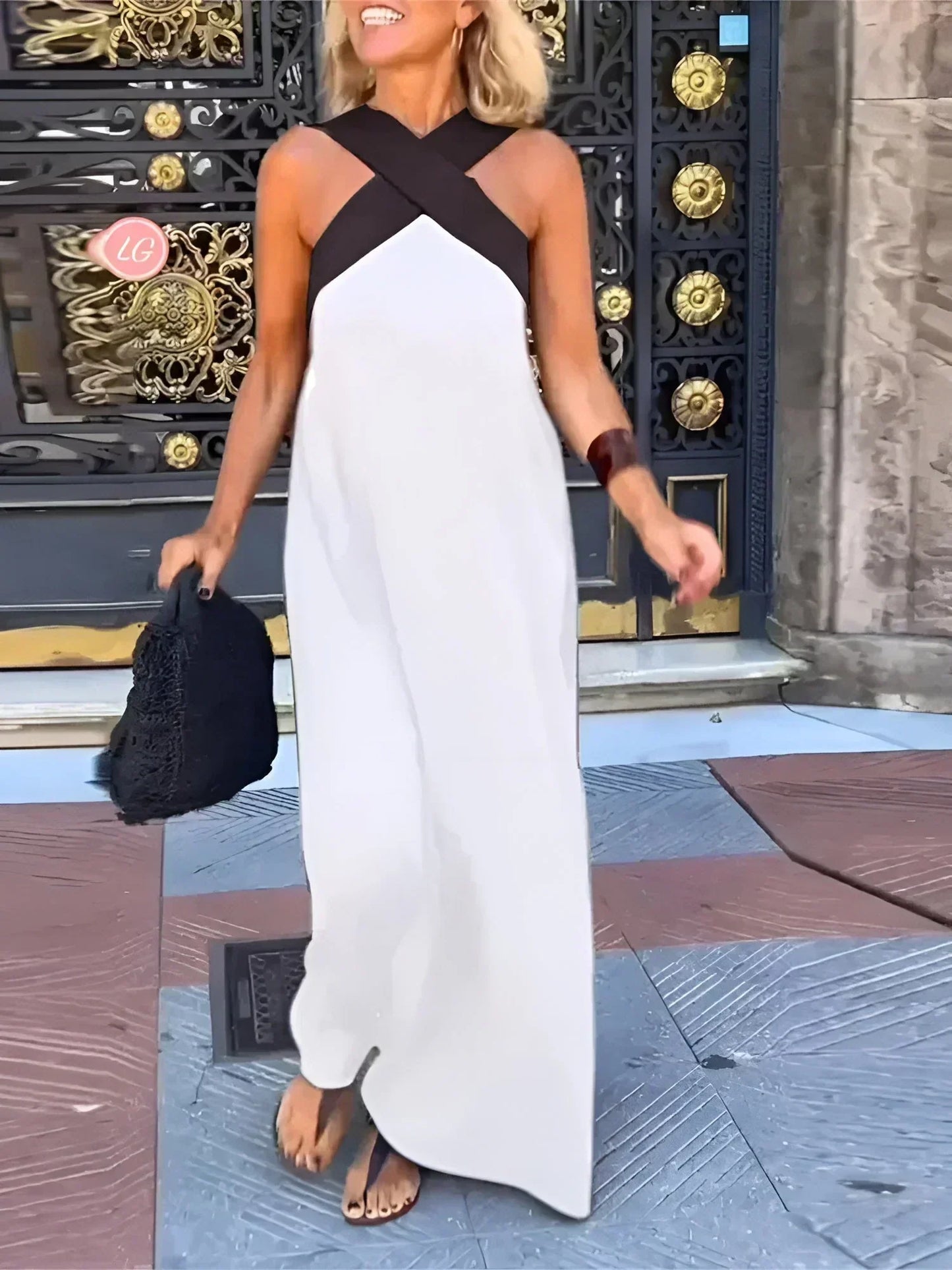 Quirine™ | Robe Maxi avec Croisé Avant.