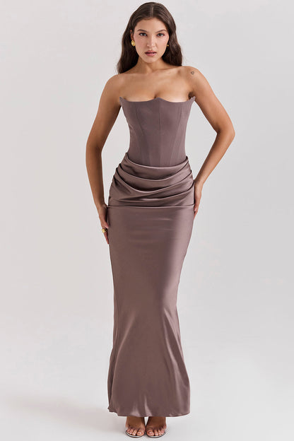 Paloma - Robe Maxi Élégante en Satin Sans Manches