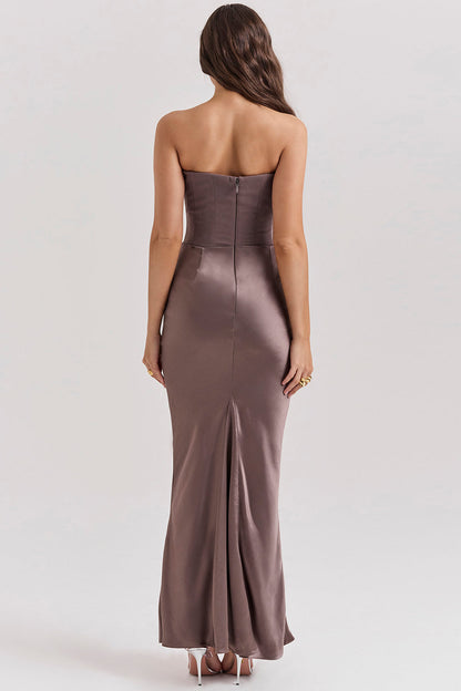 Paloma - Robe Maxi Élégante en Satin Sans Manches