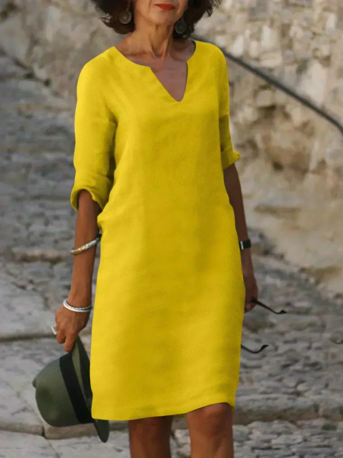 Sophia | Robe Midi Décontractée avec Décolleté en V